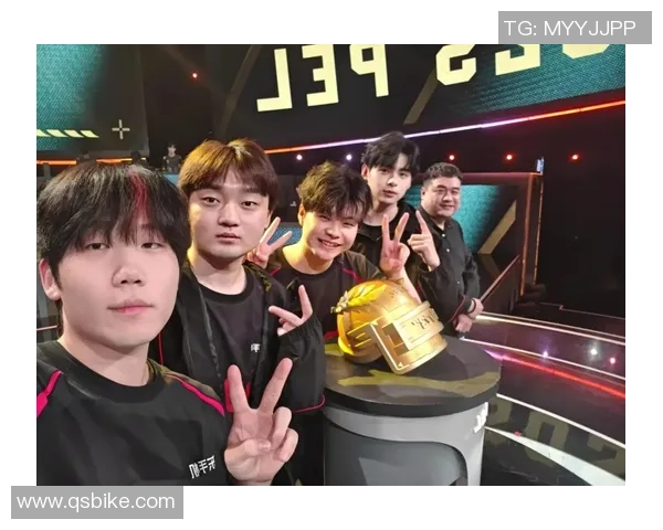 和平精英战队JDG的团队协作与战术配合深度分析与探讨 和平精英战队JDG的团队协作与战术配合深度分析与探讨