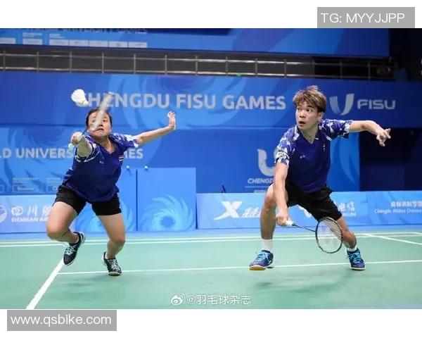 成都羽毛球队选拔赛点评:节奏掌控与技术发挥的完美结合 成都羽毛球队选拔赛点评:节奏掌控与技术发挥的完美结合