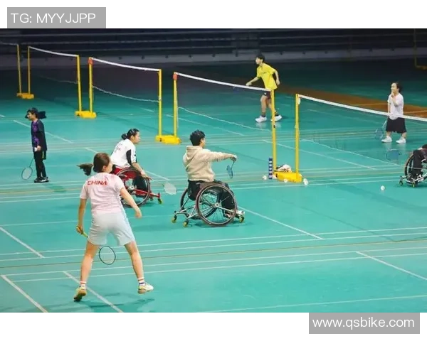 重庆羽毛球队在钻石联赛中的精彩表现与状态分析 重庆羽毛球队在钻石联赛中的精彩表现与状态分析