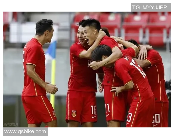 亚冠杯激战伊朗对阵巴林两队争夺小组出线权的关键之战 亚冠杯激战伊朗对阵巴林两队争夺小组出线权的关键之战